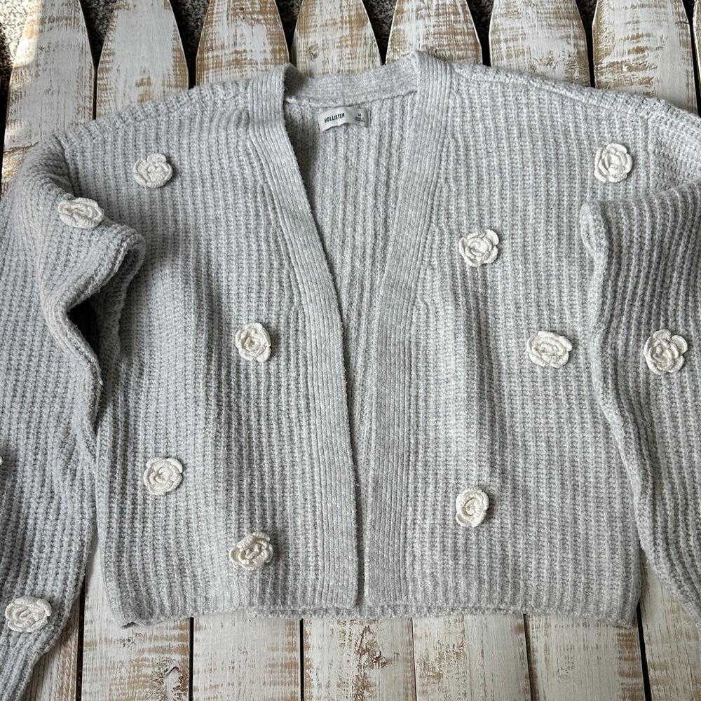 Hollister Gray Cardigan with Cream Accents